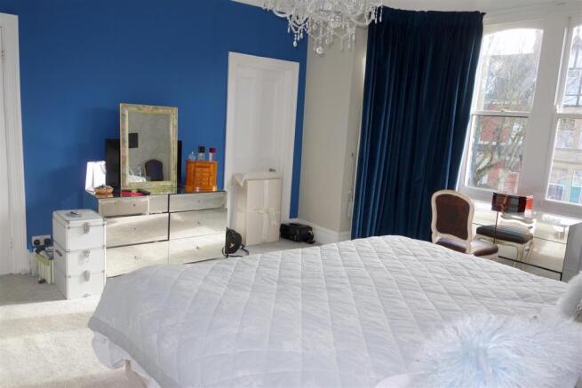 master bedroom.JPG