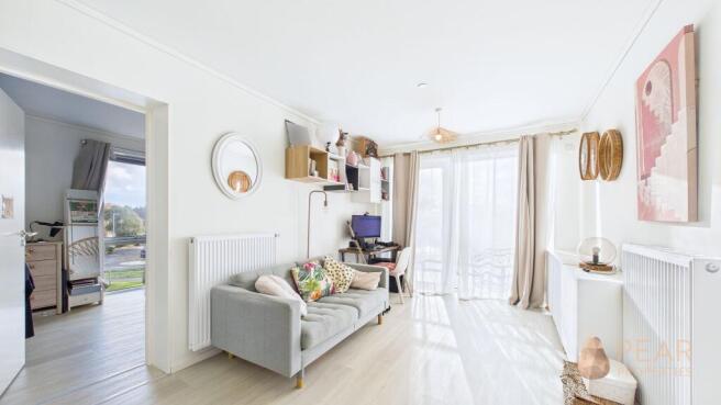 Open Plan Living Room/ Kitchen/ Dining Area