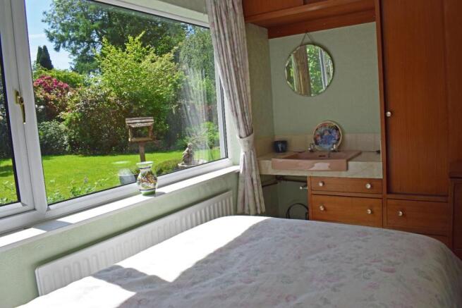 26 Orchard Croft, bed 4.jpg