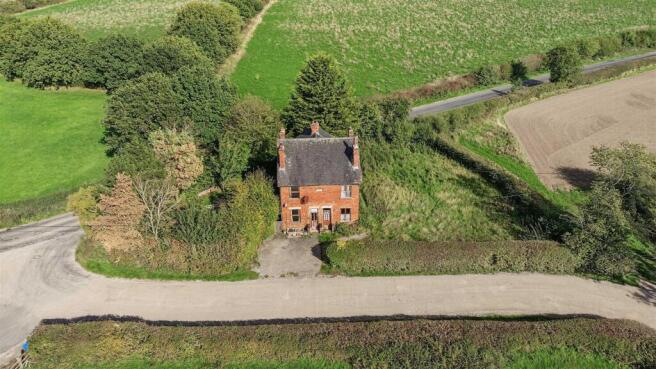 Aerial & Both Cottages (3).jpeg