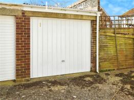 52, Cove Road, Littlehampton BN16 2QN