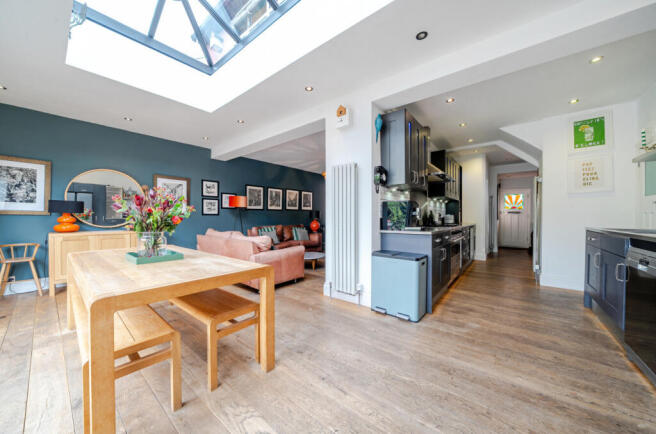 1362101-10-68de64...