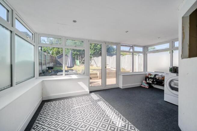 3 bed Semi-Detached for sale Image 4