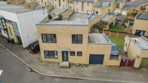 48, Courtyard Mews, Greenhithe DA9 9TR