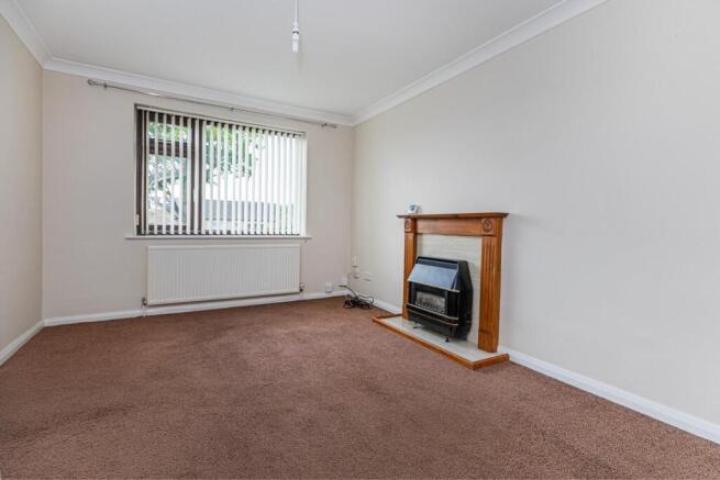 3 bed Semi-Detached to rent Image 9