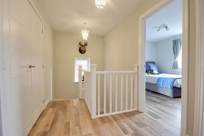 3 bed Detached for sale Image 9