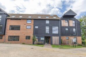 8, Orchard Yard Hawarden Place, Canterbury Road, Canterbury CT3 1EW