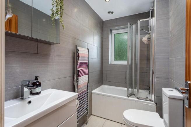 2 bed Terraced for sale Image 9