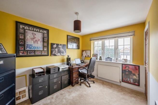 5 bed Detached for sale Image 10
