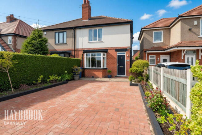 2-bed semi-detached on Church Hill, Royston, £220,000