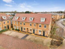 62, Salmons Yard, Newport Pagnell MK16 9FQ
