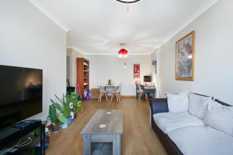 Waterford Court, Leeland Terrace, W13