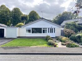 6, Woodside Close, Minehead TA24 8RZ