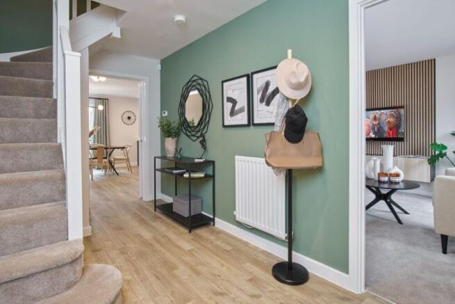 4 bed Detached for sale Image 6