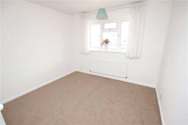 04 Bedroom