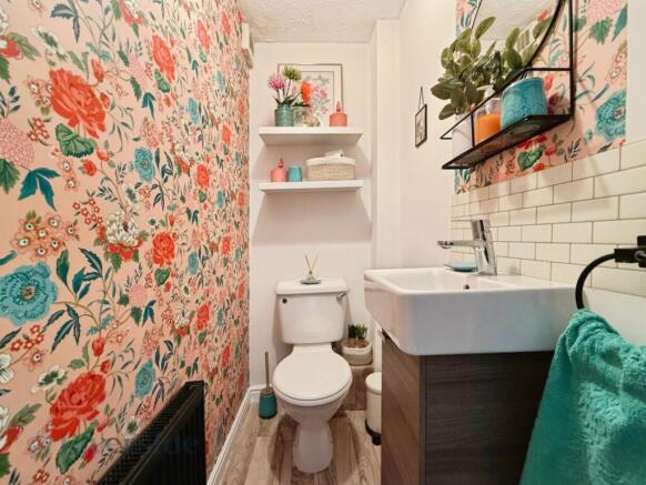 2 bed Terraced for sale Image 6