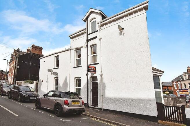 1-bed flat on 1B Springfield Road, St James, Exeter, EX4, £150,000