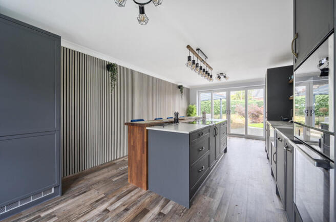 -68e52fb0624b8-l-1362490-1-68e0005f3e9ef