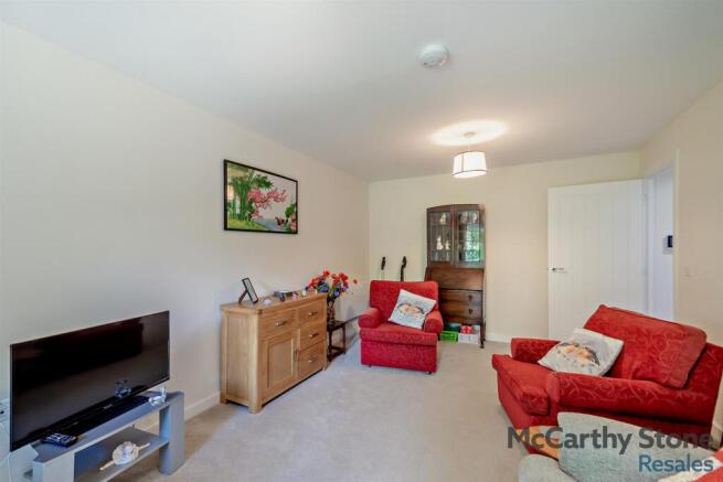1 bed Apartment for sale Image 8