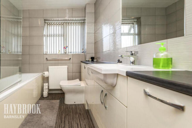 3 bed Detached Bungalow for sale Image 12