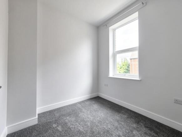 3 bed Terraced to rent Image 7