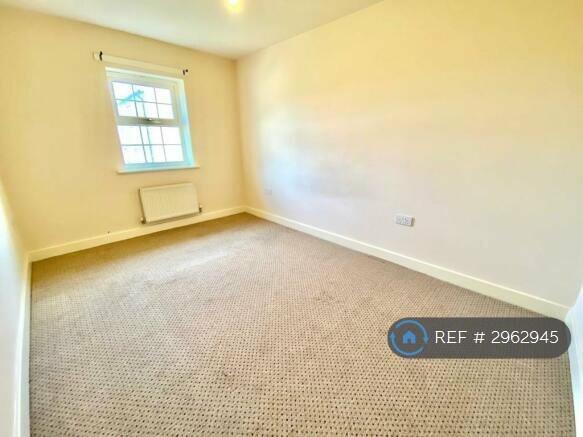 3 bed Semi-Detached to rent Image 6
