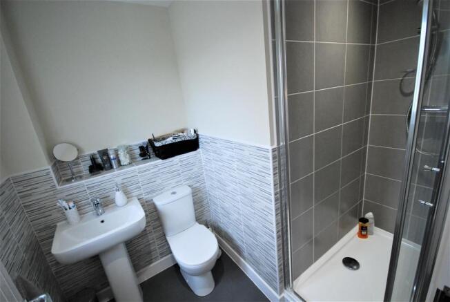 EN-SUITE: