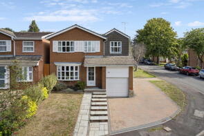 74, Windmill Drive, Croxley Green WD3 3FE