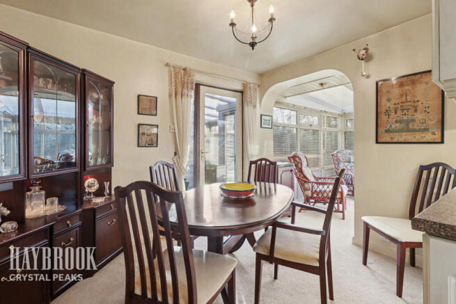 3 bed Bungalow for sale Image 11