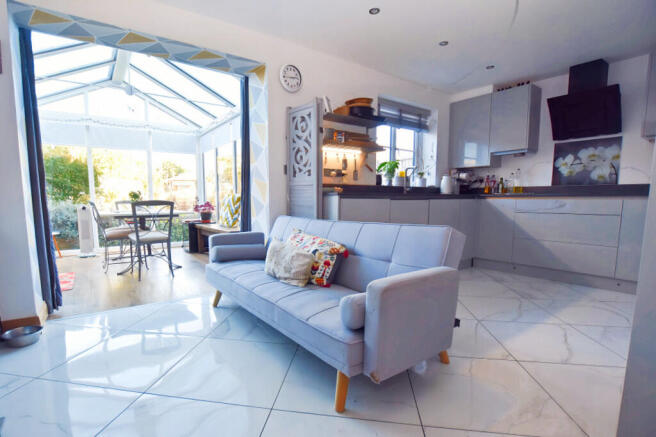 Dining Kitchen 1