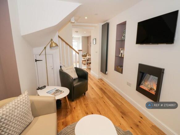 Lounge Through To Kitchen