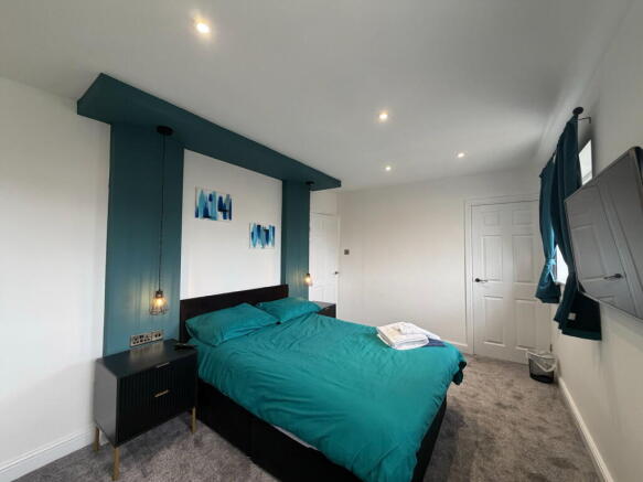 2 bed Semi-Detached for sale Image 9