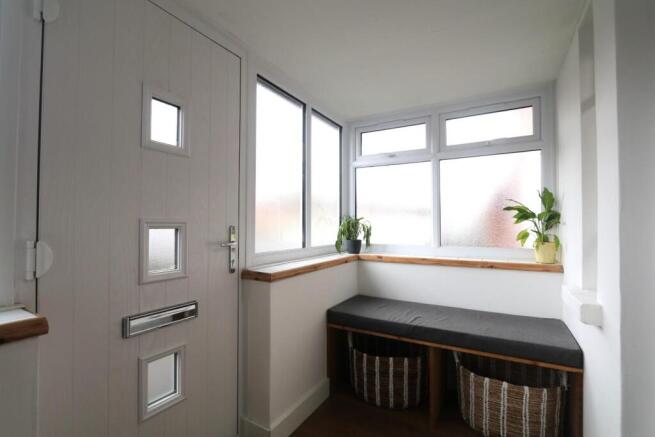 PORCH 1.JPG