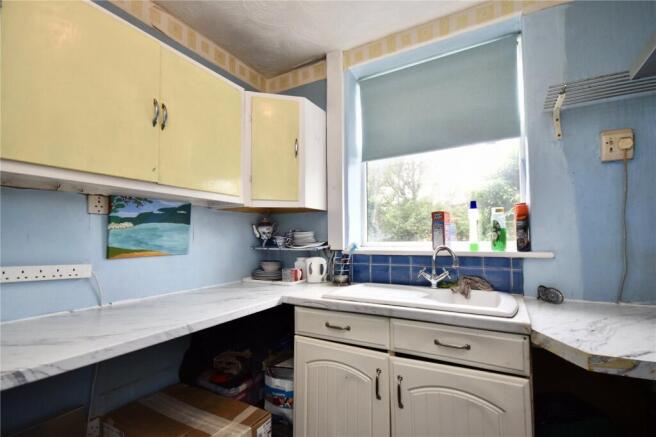 3 bed Semi-Detached for sale Image 5