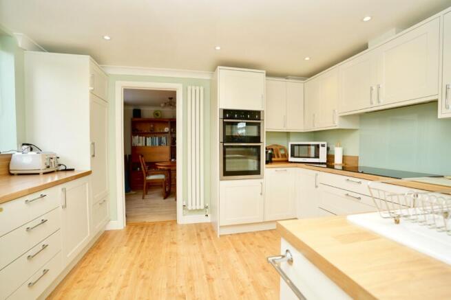 Parkhall Road, Somersham, Huntingdon, Cambridgeshire, PE28 3HE photo 3