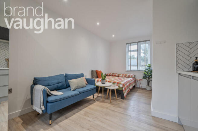 4e9b15c5-ce36-44d...