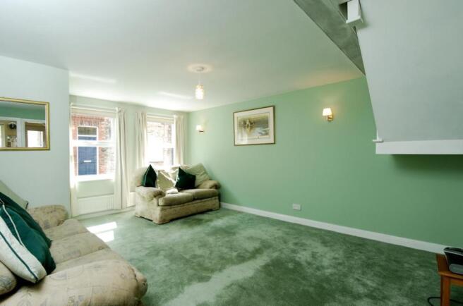Lounge 1