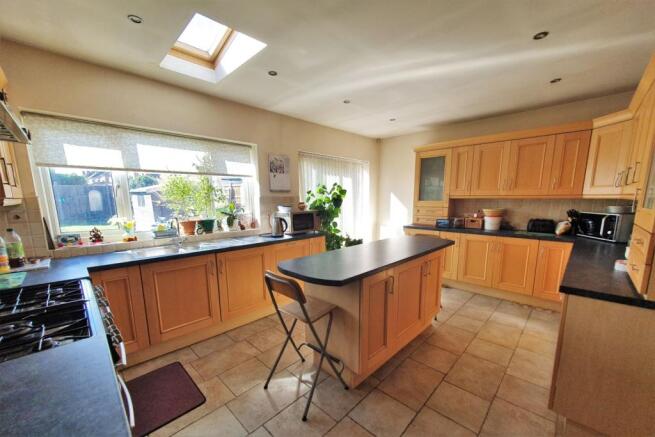Kitchen/Breakfast