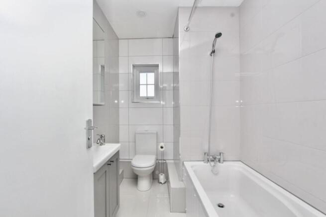 74 Green Lanes, N16