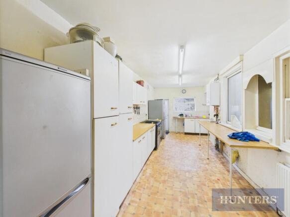 5 bed Terraced for sale Image 10