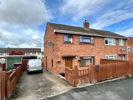 17, Woodlands Avenue, Brecon LD3 0AU