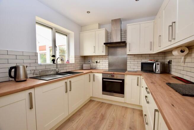 3 bed Detached for sale Image 5