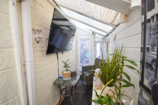 3 bed Semi-Detached for sale Image 9