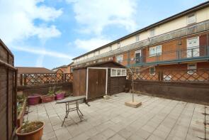 40, Tiptree Crescent, Clayhall, Ilford IG5 0SZ