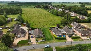 16 The Willows, Back Road, Wisbech PE13 4NW