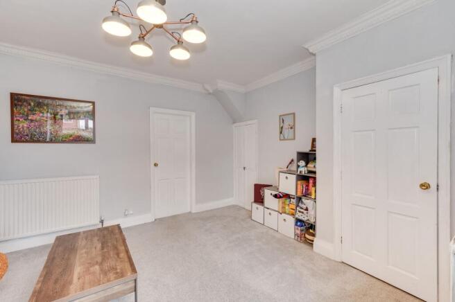 3 bed Terraced for sale Image 8