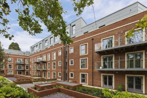Queens Road, Weybridge