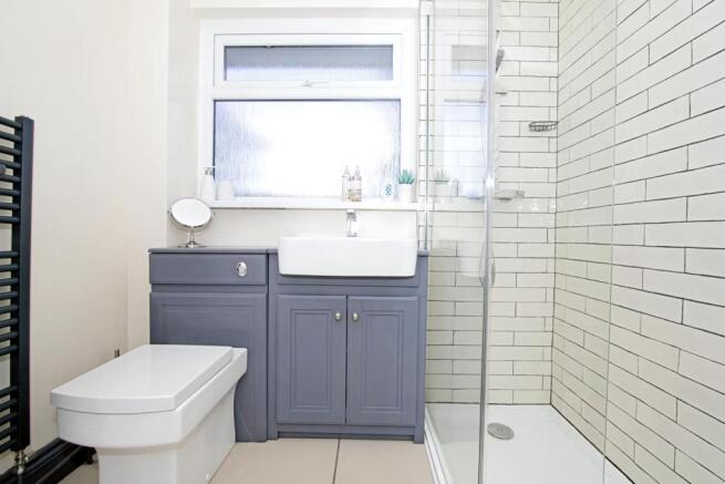 Shower/Cloakroom