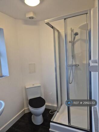 1 bed Flat to rent Image 7