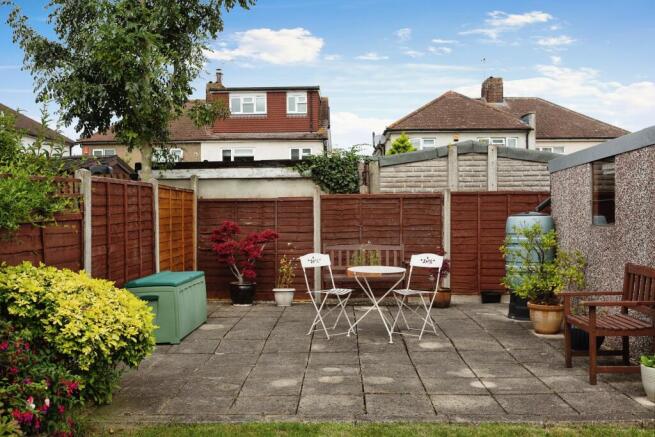 Patio/Bbq Area